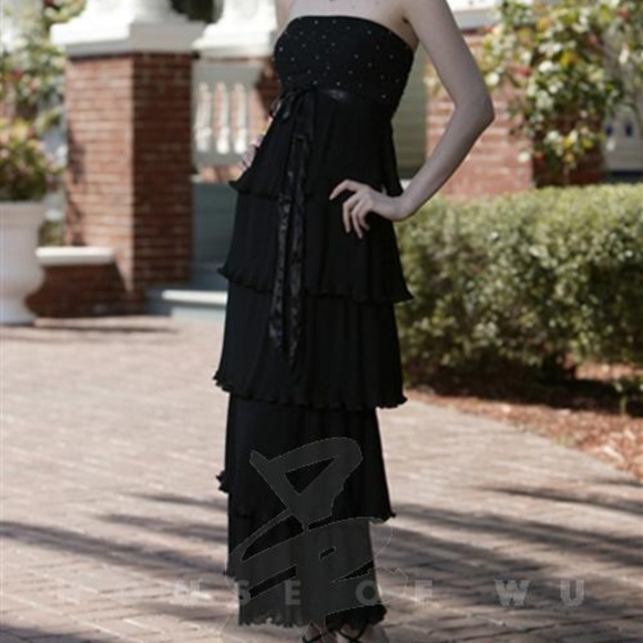 WHITE LaBelle 2 pc Wedding dress - Picture 8 of 8